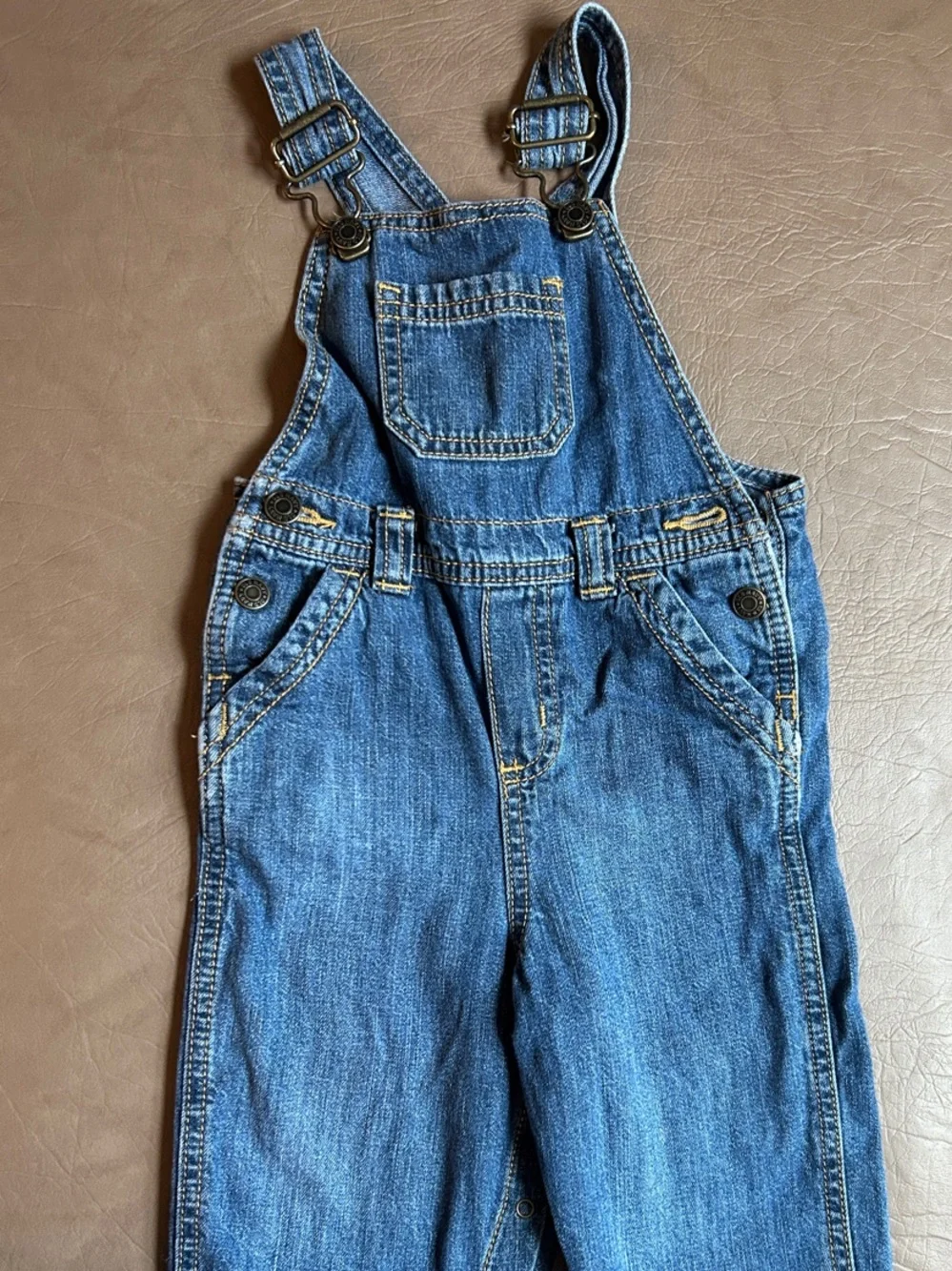 Toddler Denim Bundle 12M–18M | Blue Overalls & Shorts. Charcoal Jeans | 3 Pieces
